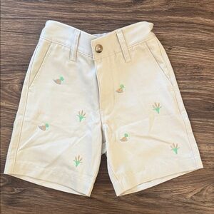 NWT The Beaufort Bonnet Company Mallard Duck & Cattail Embroidered Shorts